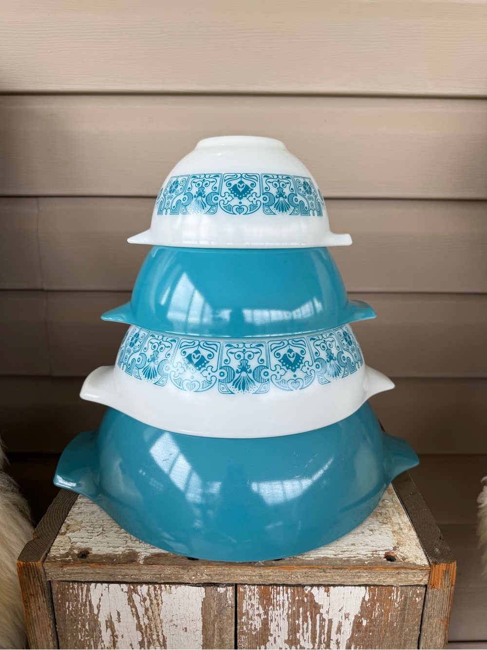 Pyrex Blue Horizon Cinderella Vintage Mixing Bowl Set - 4 Piece